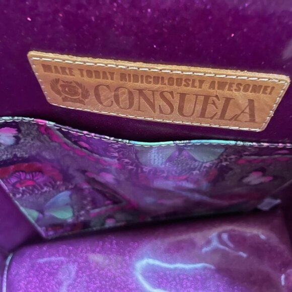 BRAND NEW CONSUELA WILMA CLASSIC TOTE! - Picture 10 of 10